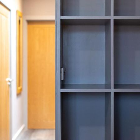 לונדון Lovely 2-Bed Apartment - Hosted By Guestready מראה חיצוני תמונה